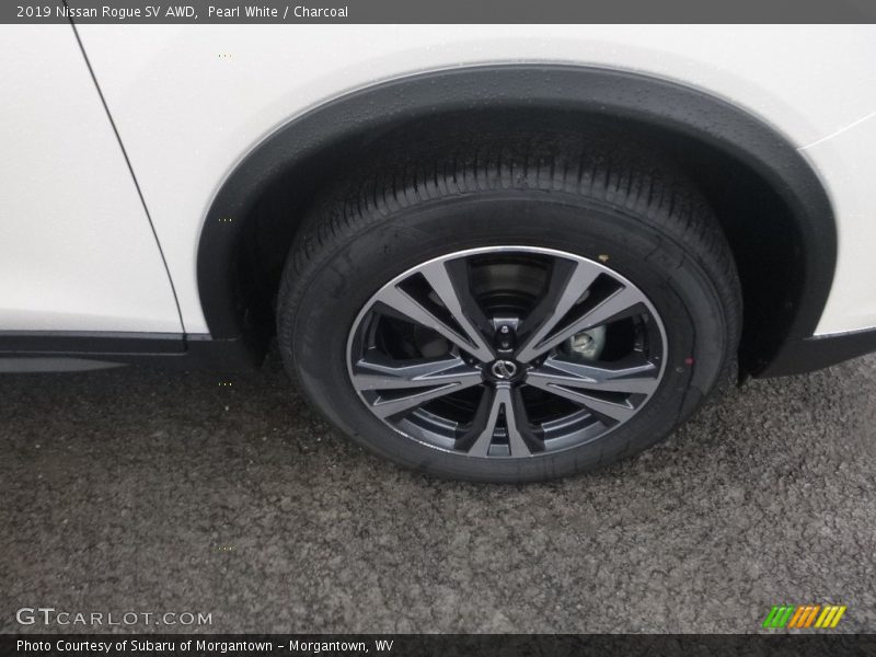Pearl White / Charcoal 2019 Nissan Rogue SV AWD