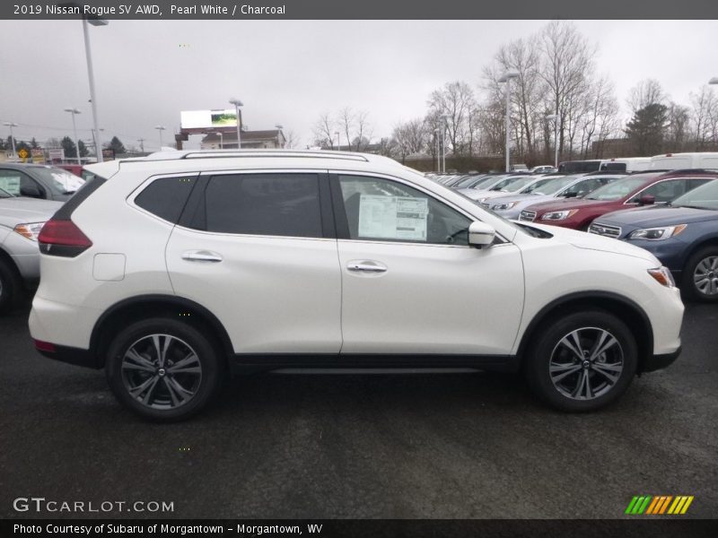 Pearl White / Charcoal 2019 Nissan Rogue SV AWD