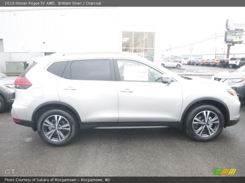 Brilliant Silver / Charcoal 2019 Nissan Rogue SV AWD