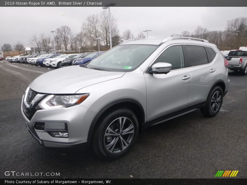 Brilliant Silver / Charcoal 2019 Nissan Rogue SV AWD