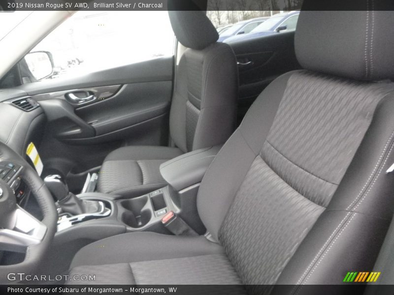 Brilliant Silver / Charcoal 2019 Nissan Rogue SV AWD