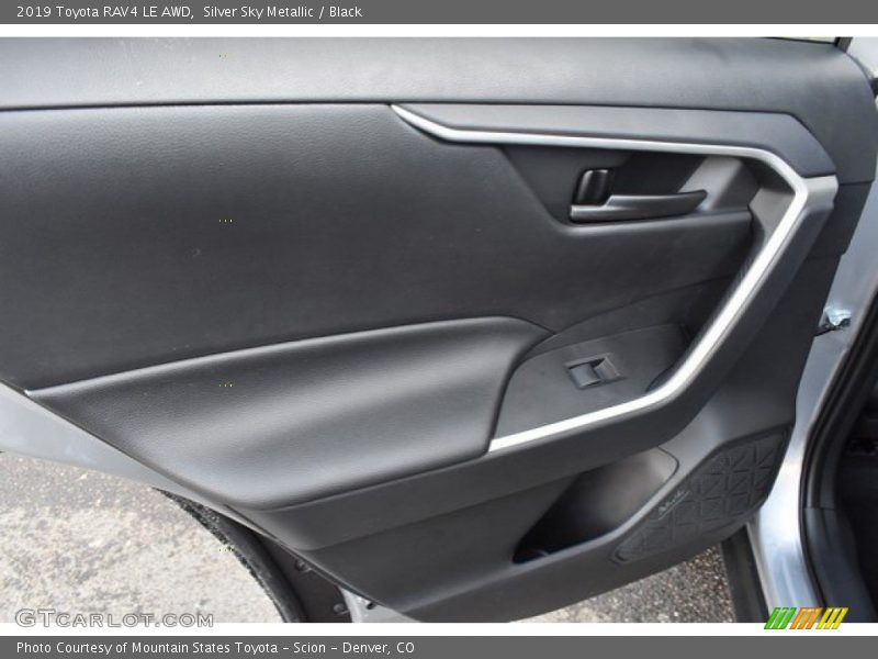 Silver Sky Metallic / Black 2019 Toyota RAV4 LE AWD