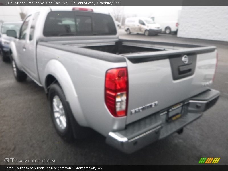 Brilliant Silver / Graphite/Steel 2019 Nissan Frontier SV King Cab 4x4