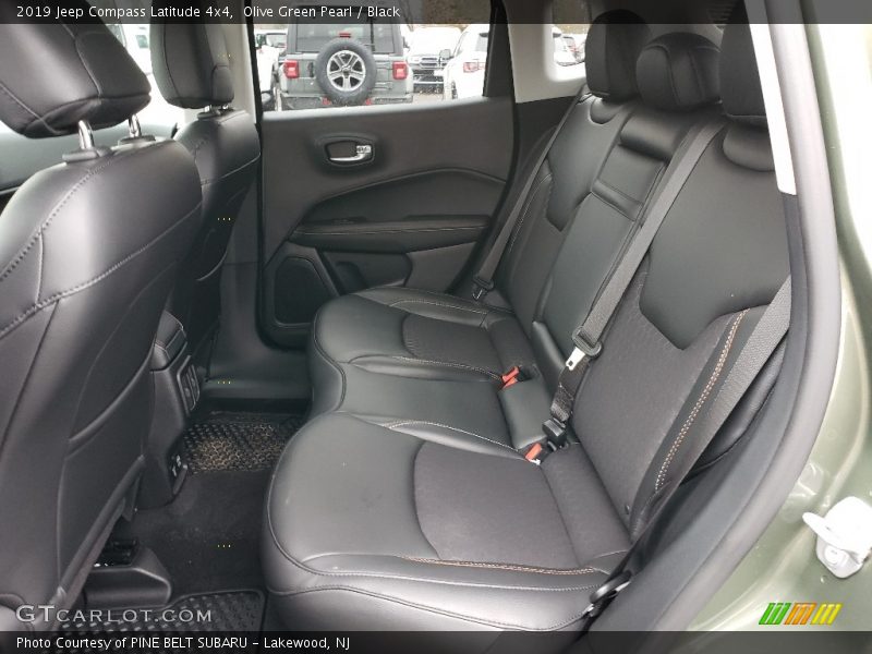 Olive Green Pearl / Black 2019 Jeep Compass Latitude 4x4