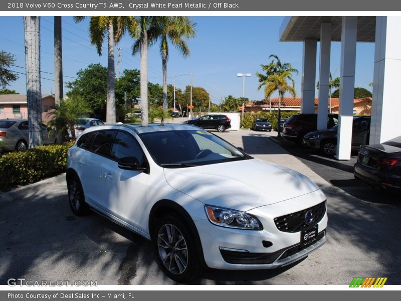 Crystal White Pearl Metallic / Off Black 2018 Volvo V60 Cross Country T5 AWD