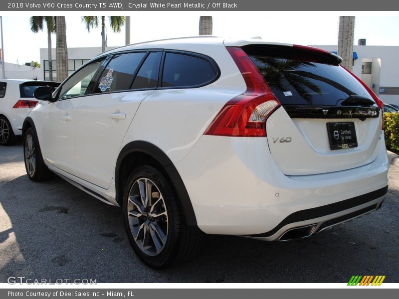 Crystal White Pearl Metallic / Off Black 2018 Volvo V60 Cross Country T5 AWD