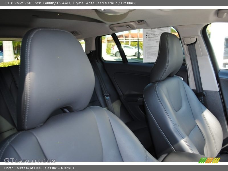 Crystal White Pearl Metallic / Off Black 2018 Volvo V60 Cross Country T5 AWD