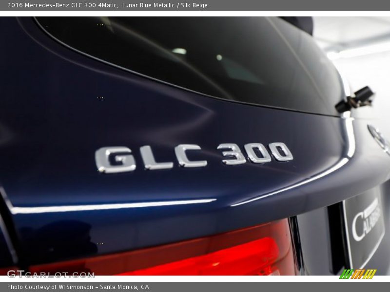 Lunar Blue Metallic / Silk Beige 2016 Mercedes-Benz GLC 300 4Matic