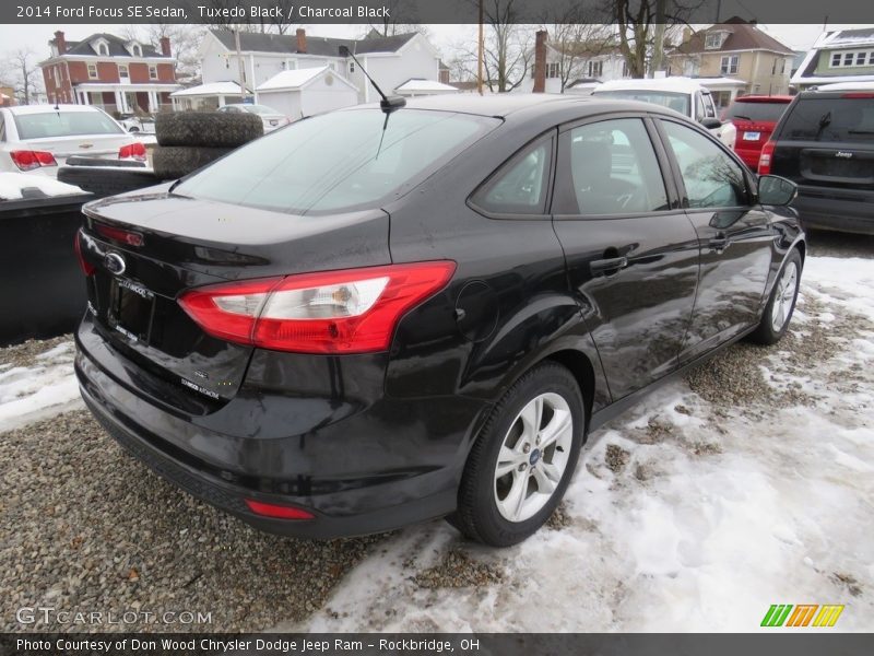 Tuxedo Black / Charcoal Black 2014 Ford Focus SE Sedan