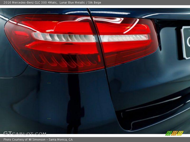 Lunar Blue Metallic / Silk Beige 2016 Mercedes-Benz GLC 300 4Matic