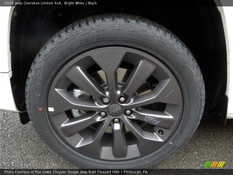 Bright White / Black 2019 Jeep Cherokee Limited 4x4
