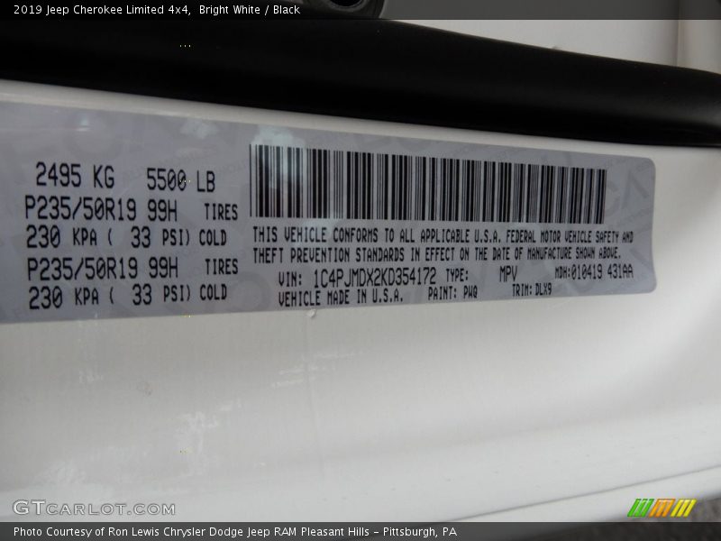 Bright White / Black 2019 Jeep Cherokee Limited 4x4