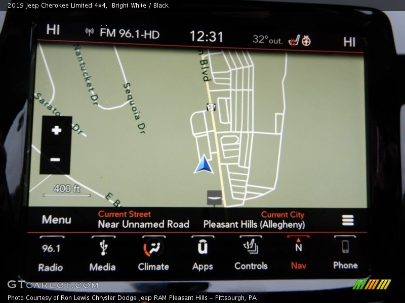 Bright White / Black 2019 Jeep Cherokee Limited 4x4