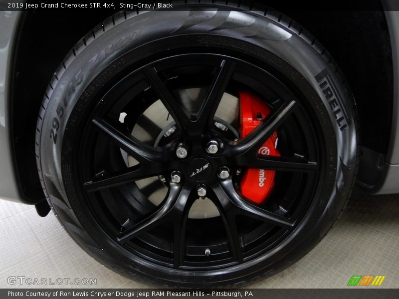  2019 Grand Cherokee STR 4x4 Wheel