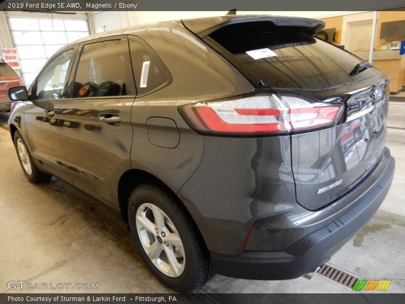 Magnetic / Ebony 2019 Ford Edge SE AWD