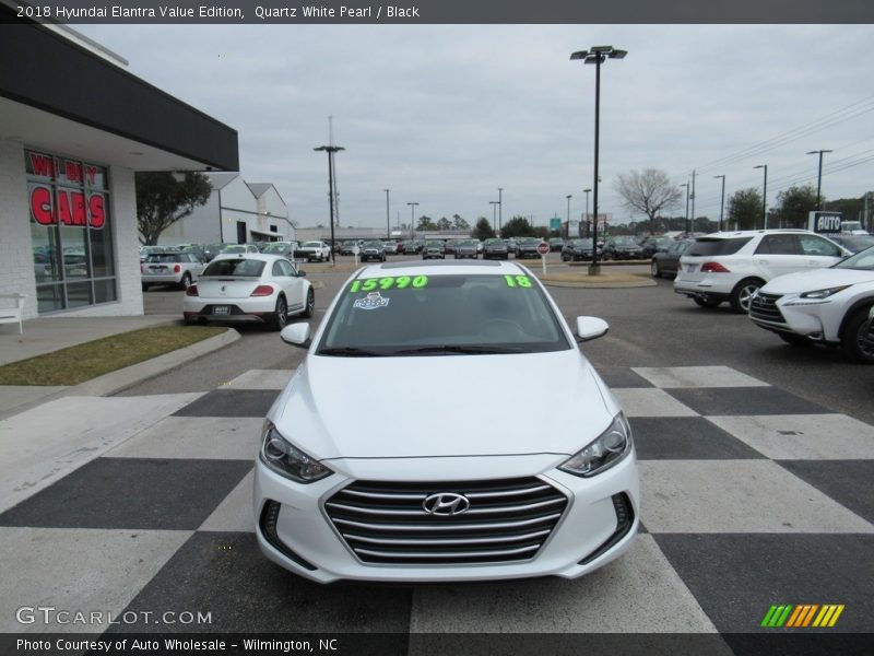 Quartz White Pearl / Black 2018 Hyundai Elantra Value Edition