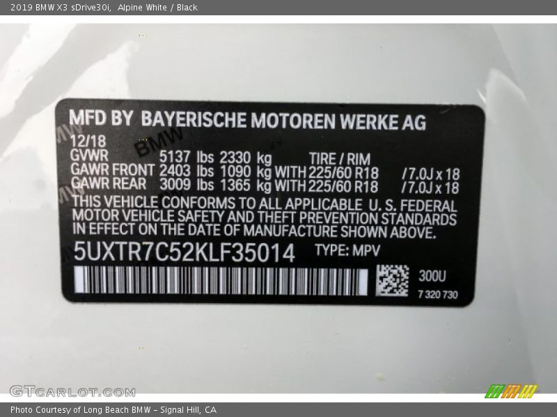 Alpine White / Black 2019 BMW X3 sDrive30i