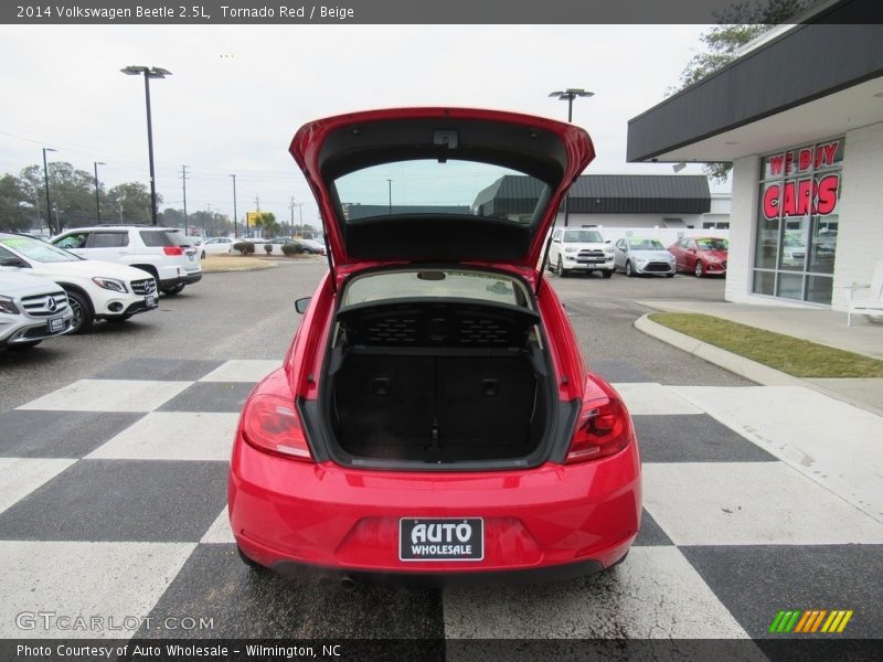 Tornado Red / Beige 2014 Volkswagen Beetle 2.5L