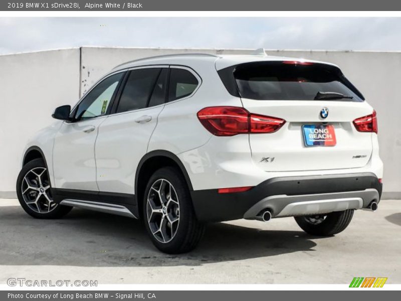 Alpine White / Black 2019 BMW X1 sDrive28i