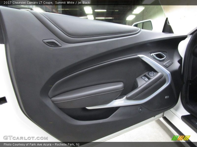 Summit White / Jet Black 2017 Chevrolet Camaro LT Coupe