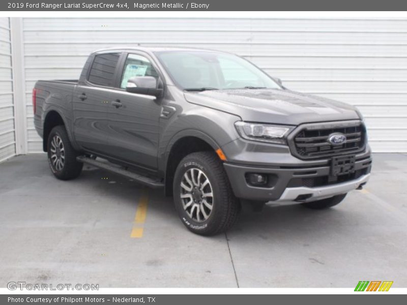 Front 3/4 View of 2019 Ranger Lariat SuperCrew 4x4