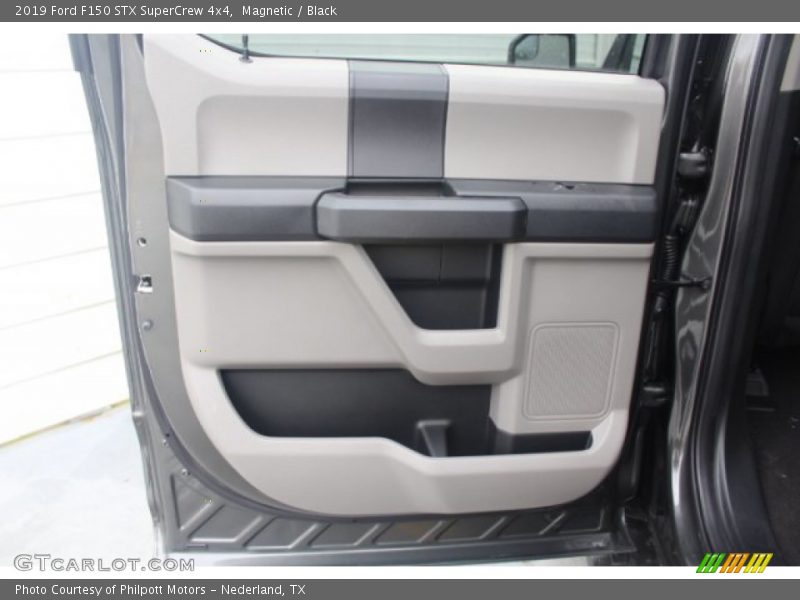 Magnetic / Black 2019 Ford F150 STX SuperCrew 4x4