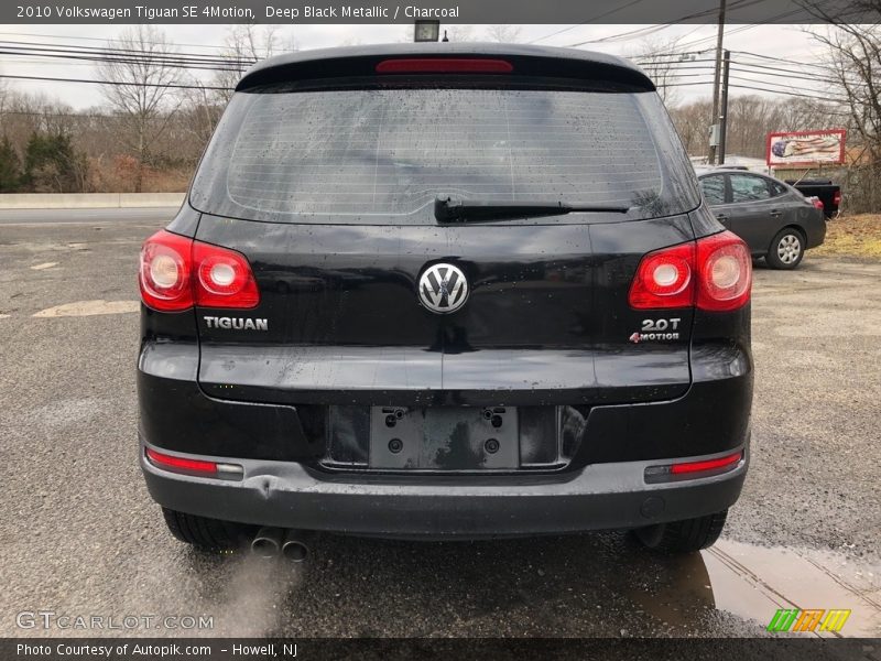 Deep Black Metallic / Charcoal 2010 Volkswagen Tiguan SE 4Motion