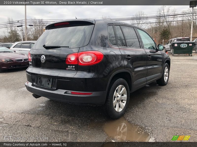 Deep Black Metallic / Charcoal 2010 Volkswagen Tiguan SE 4Motion