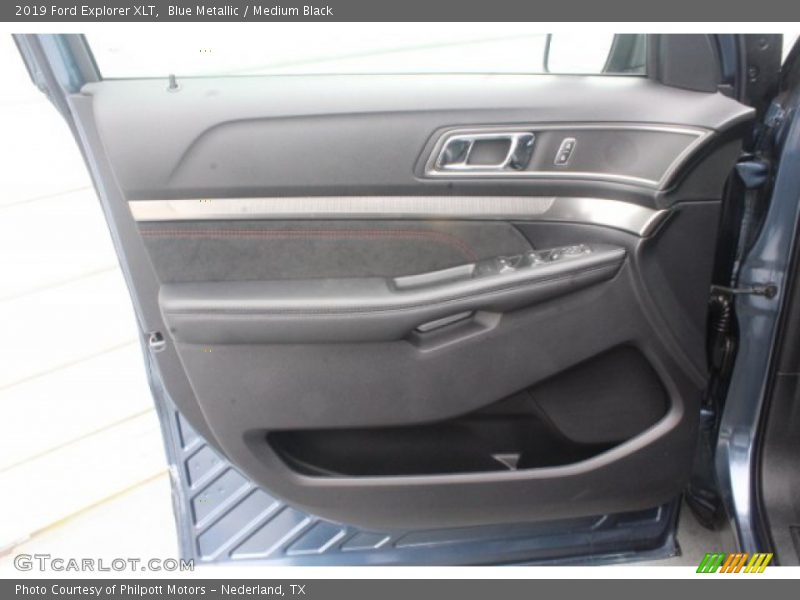 Blue Metallic / Medium Black 2019 Ford Explorer XLT