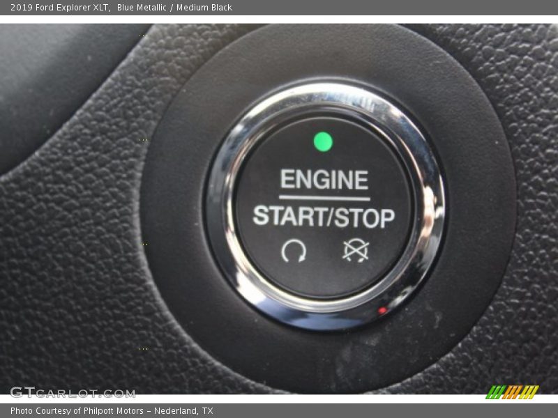 Blue Metallic / Medium Black 2019 Ford Explorer XLT