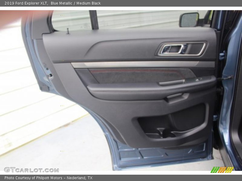 Blue Metallic / Medium Black 2019 Ford Explorer XLT