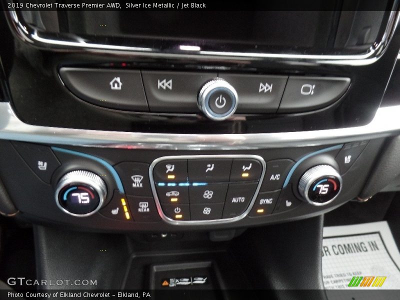 Silver Ice Metallic / Jet Black 2019 Chevrolet Traverse Premier AWD