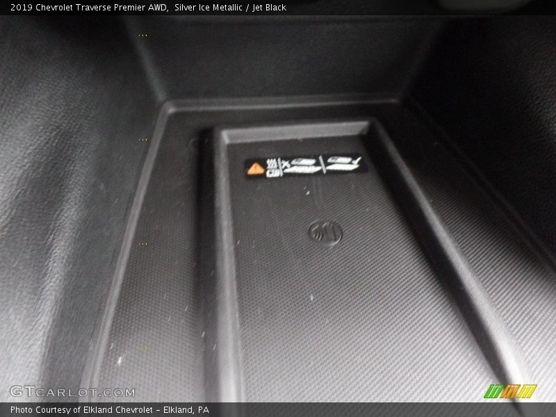 Silver Ice Metallic / Jet Black 2019 Chevrolet Traverse Premier AWD