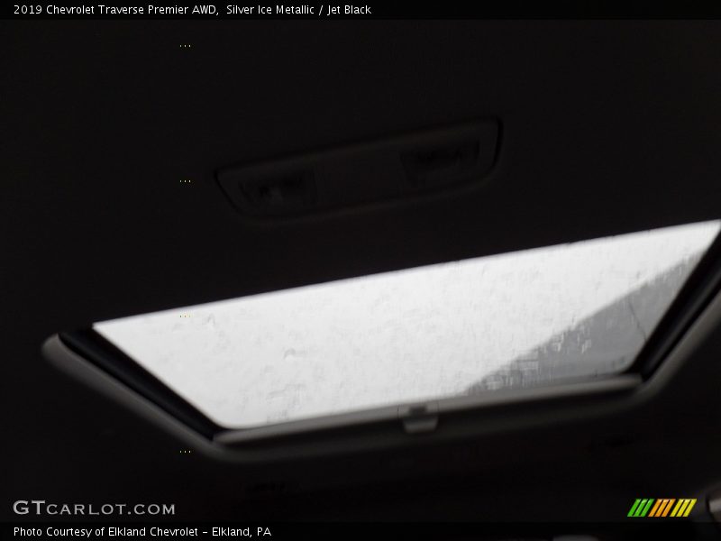 Silver Ice Metallic / Jet Black 2019 Chevrolet Traverse Premier AWD