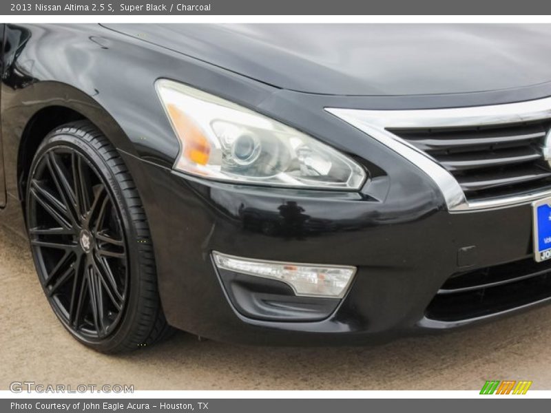 Super Black / Charcoal 2013 Nissan Altima 2.5 S