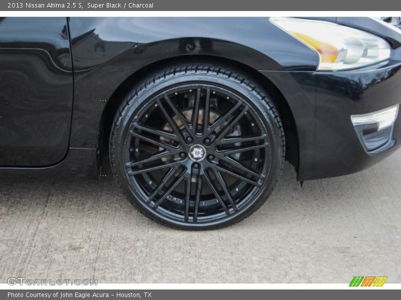 Super Black / Charcoal 2013 Nissan Altima 2.5 S
