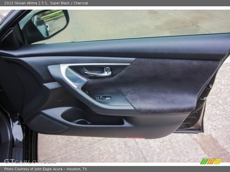 Super Black / Charcoal 2013 Nissan Altima 2.5 S