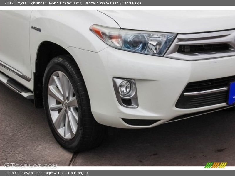 Blizzard White Pearl / Sand Beige 2012 Toyota Highlander Hybrid Limited 4WD