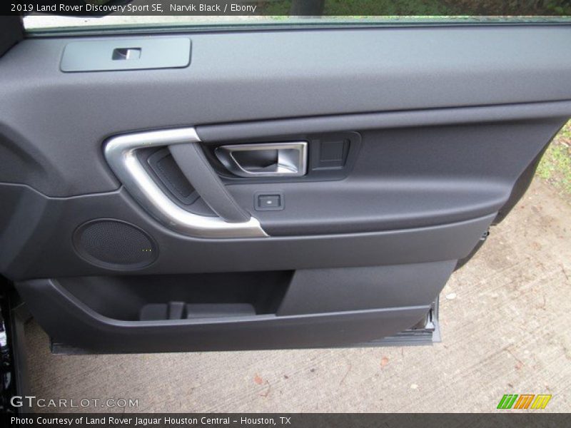 Narvik Black / Ebony 2019 Land Rover Discovery Sport SE
