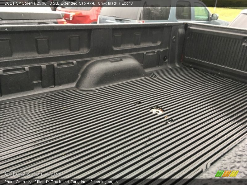Onyx Black / Ebony 2011 GMC Sierra 2500HD SLE Extended Cab 4x4