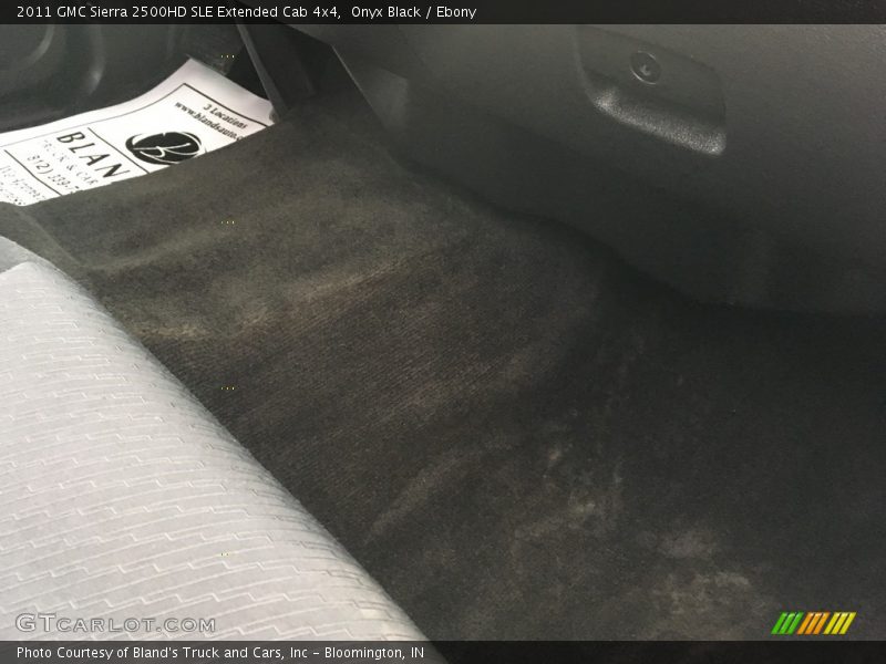 Onyx Black / Ebony 2011 GMC Sierra 2500HD SLE Extended Cab 4x4