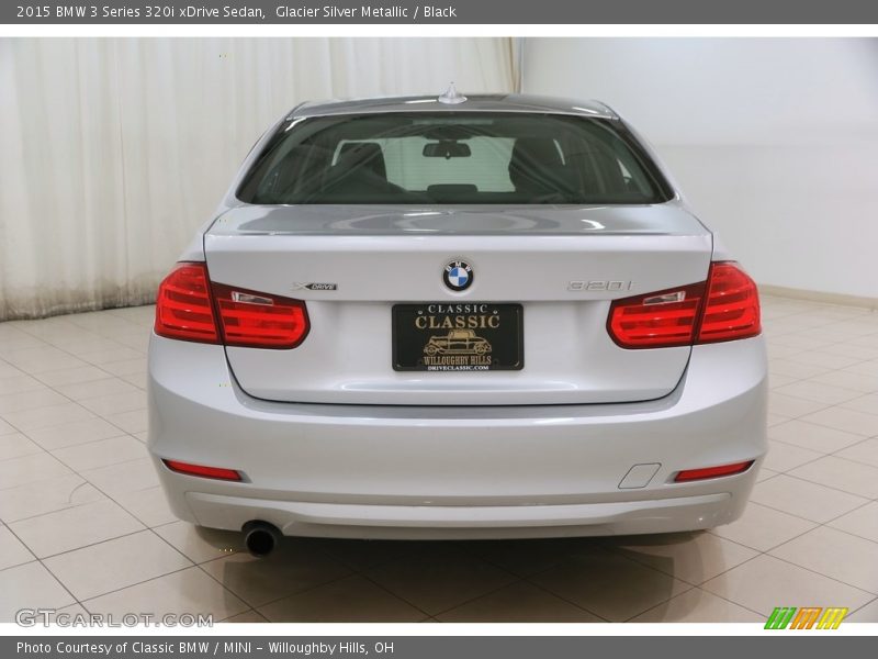 Glacier Silver Metallic / Black 2015 BMW 3 Series 320i xDrive Sedan