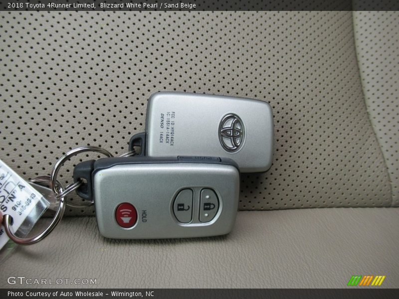 Blizzard White Pearl / Sand Beige 2018 Toyota 4Runner Limited