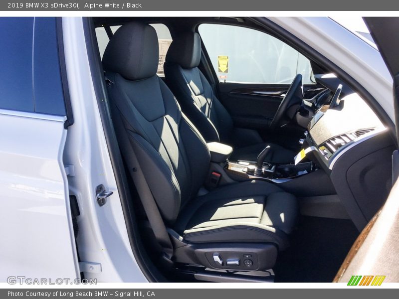 Alpine White / Black 2019 BMW X3 sDrive30i