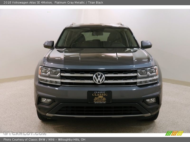 Platinum Gray Metallic / Titan Black 2018 Volkswagen Atlas SE 4Motion
