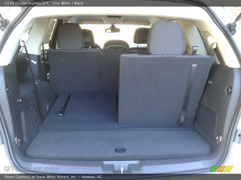 Vice White / Black 2018 Dodge Journey SXT