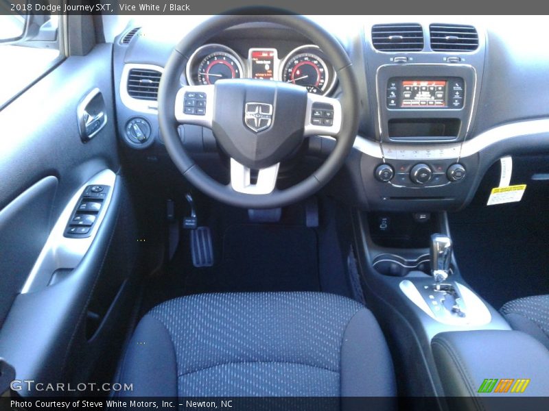 Vice White / Black 2018 Dodge Journey SXT