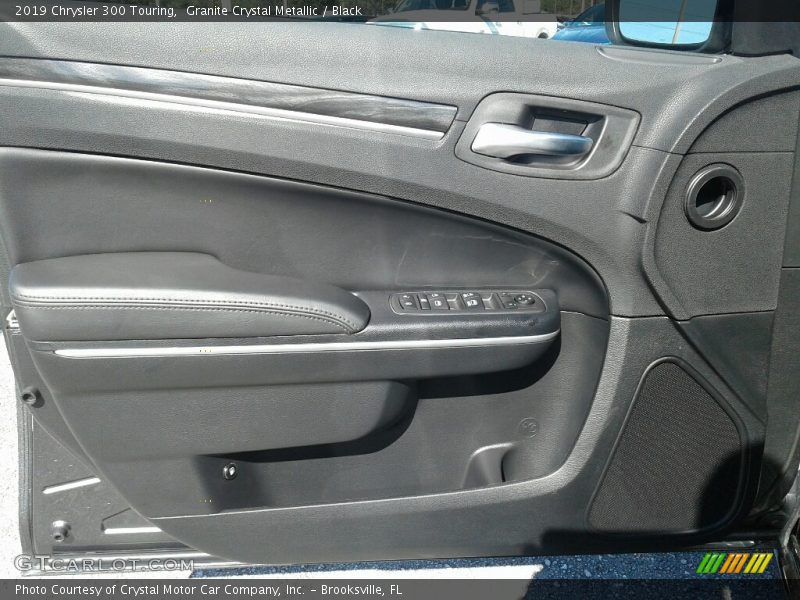 Granite Crystal Metallic / Black 2019 Chrysler 300 Touring