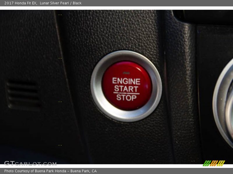 Lunar Silver Pearl / Black 2017 Honda Fit EX