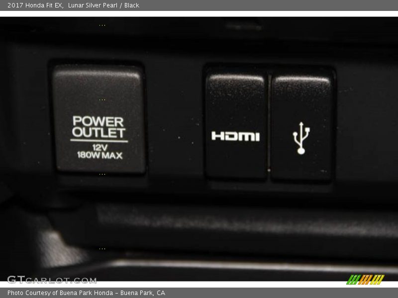 Lunar Silver Pearl / Black 2017 Honda Fit EX
